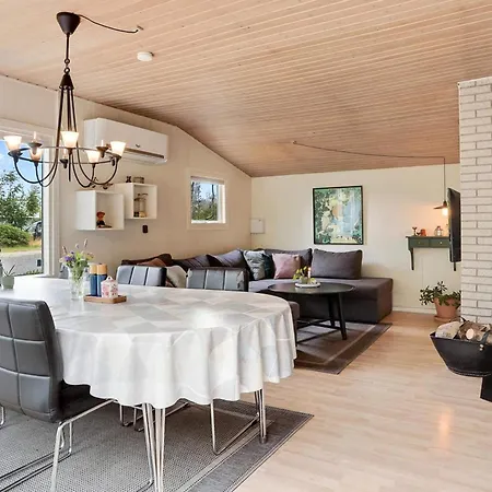 Σπίτι διακοπών 6 Person In