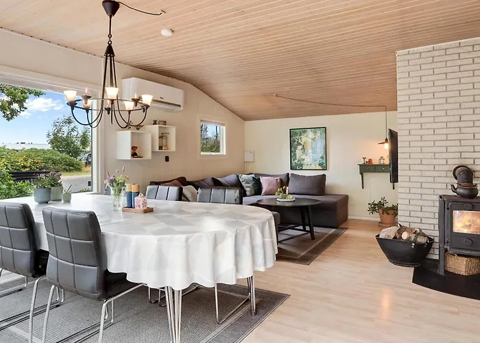 Σπίτι διακοπών 6 Person In